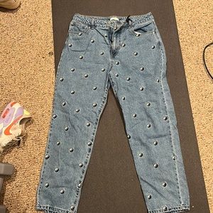 Womens size 29 denim jeans with yin/yang design